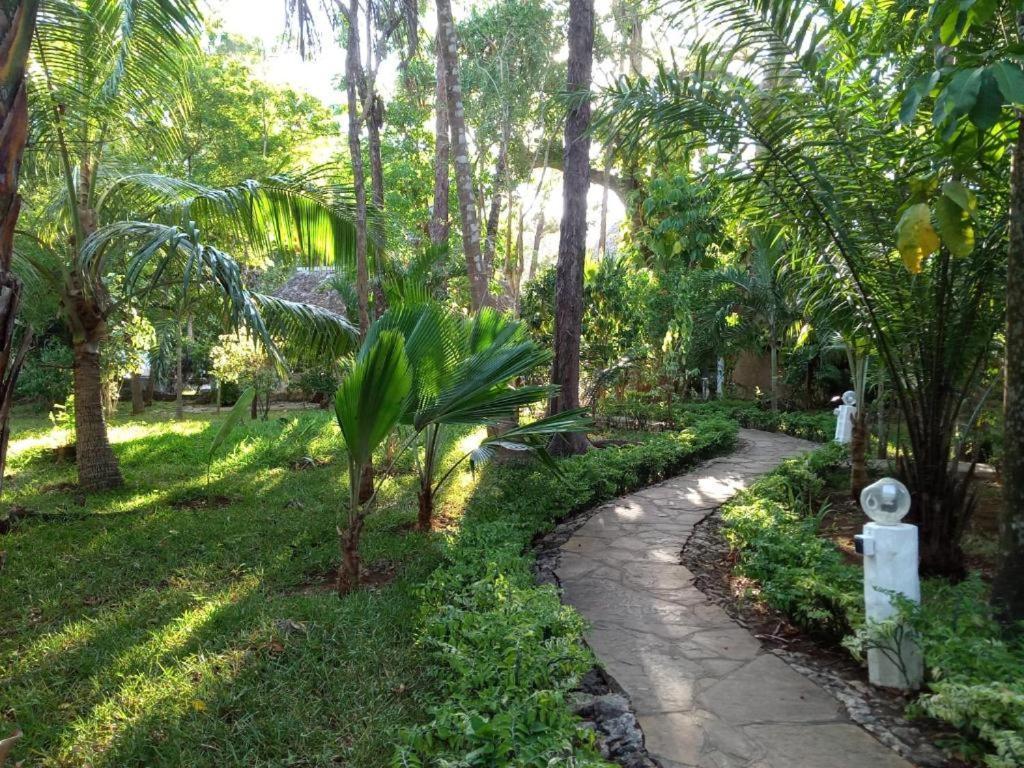 Dianistar Villas Diani Beach Bagian luar foto