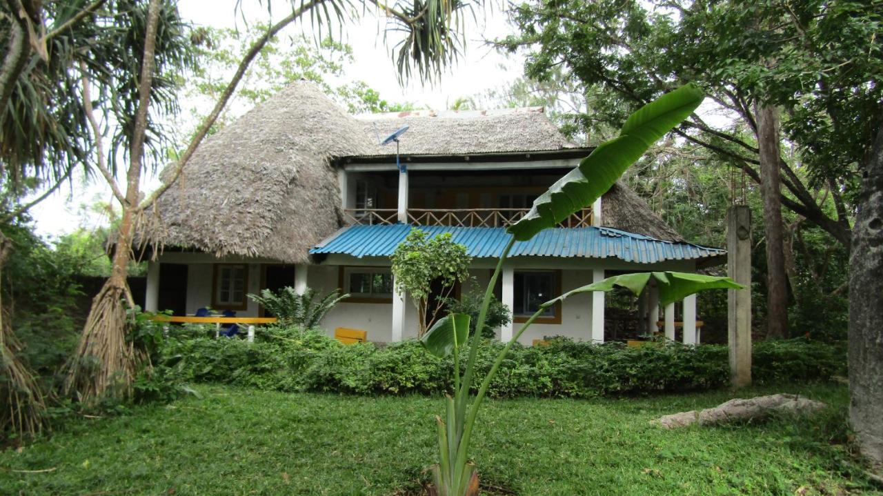 Dianistar Villas Diani Beach Bagian luar foto